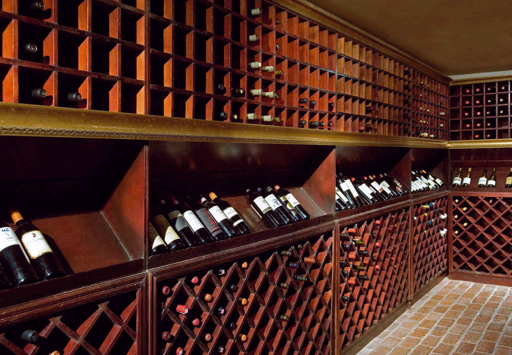 <p>Nuestra <br class="desktop" />Historia</p>